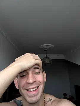 Snapshot of hazarcannn chatting on 04-08-26, 04:45 hazarcannn online show from 04-08-26, 04:45