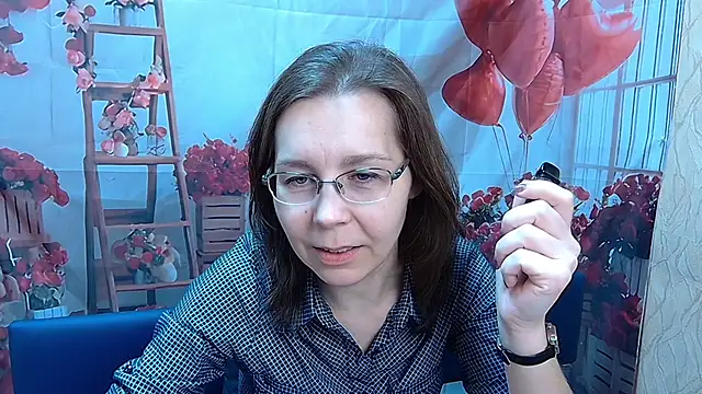 Snapshot of DaisyEdit chatting on 02-21-26, 06:14 DaisyEdit online show from 02-21-26, 06:14