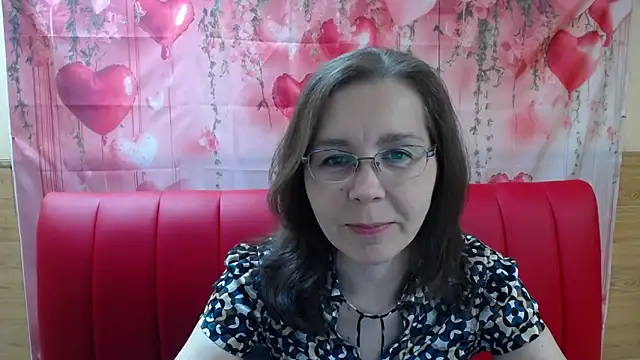 Snapshot of DaisyEdit chatting on 04-05-26, 05:26 DaisyEdit online show from 04-05-26, 05:26