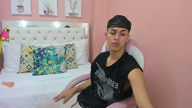 Ethan Jamees online show from 03-27-26, 08:19