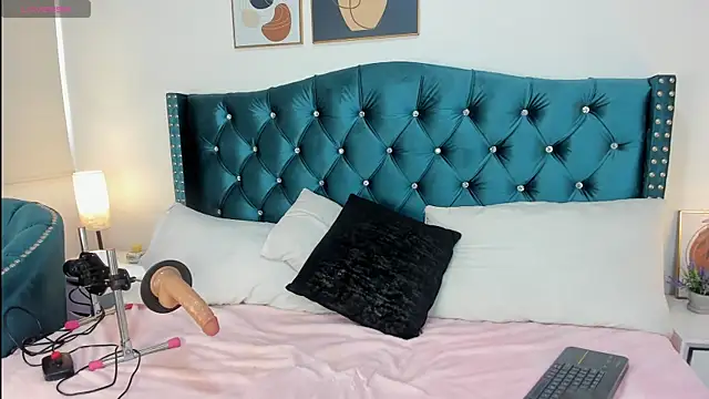 Valery jame online show from 01-12-26, 07:19