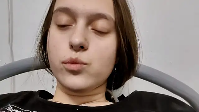 SophieHazely online show from 01-11-26, 10:09