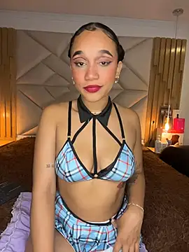 Snapshot of coraline_vera chatting on 03-19-26, 07:40 coraline vera online show from 03-19-26, 07:40