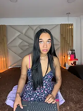 Snapshot of coraline_vera chatting on 03-20-26, 07:41 coraline vera online show from 03-20-26, 07:41