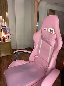 Snapshot of coraline_vera chatting on 03-24-26, 08:03 coraline vera online show from 03-24-26, 08:03