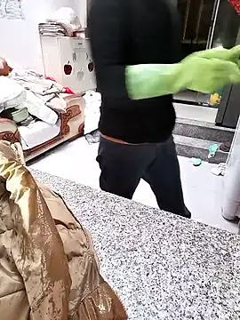 mimi2052 online show from 01-10-26, 01:07