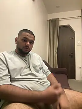 Noavacado  online show from 02-10-26, 12:42