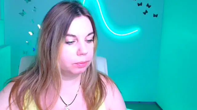 Amanda Swannn online show from 12-02-25, 06:41