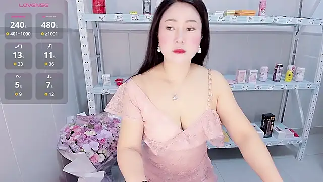 Wan-Yun-520 online show from 06-16-26, 12:24