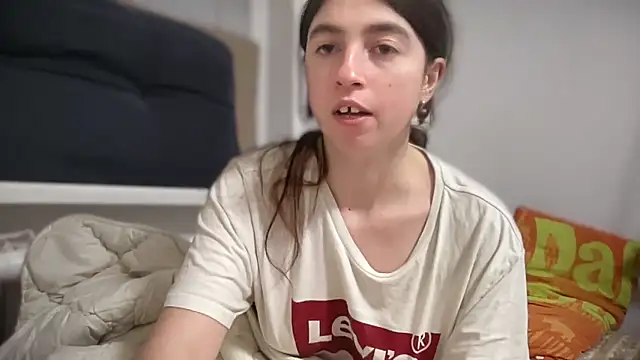 Aphr0ditee online show from 03-17-26, 07:06