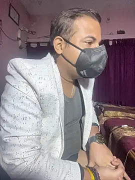 Saxymood1111 online show from 12-17-25, 06:08