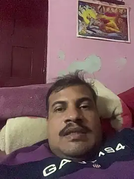 Snapshot of Saxymood1111 chatting on 02-11-26, 04:45 Saxymood1111 online show from 02-11-26, 04:45