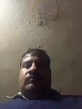 Snapshot of Saxymood1111 chatting on 02-17-26, 12:40 Saxymood1111 online show from 02-17-26, 12:40