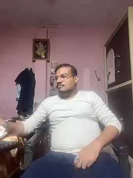 Snapshot of Saxymood1111 chatting on 02-26-26, 03:44 Saxymood1111 online show from 02-26-26, 03:44