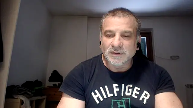 Snapshot of Mauro7788 chatting on 03-13-26, 02:01 Mauro7788 online show from 03-13-26, 02:01