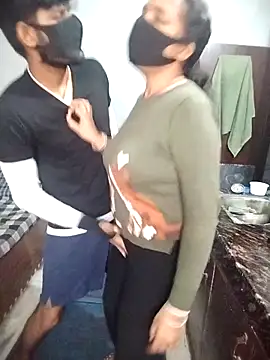 hotty ragini online show from 12-18-25, 04:40