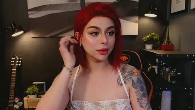 Kim Kaye online show from 11-30-25, 05:39