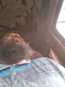 Snapshot of Joes_cock chatting on 02-25-26, 12:48 Joes cock online show from 02-25-26, 12:48