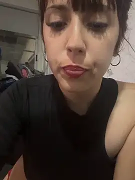 Snapshot of osadiaa98 chatting on 02-14-26, 03:25 osadiaa98 online show from 02-14-26, 03:25