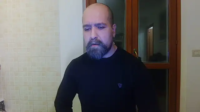 Snapshot of AMIRDIB2025 chatting on 02-13-26, 01:12 AMIRDIB2025 online show from 02-13-26, 01:12