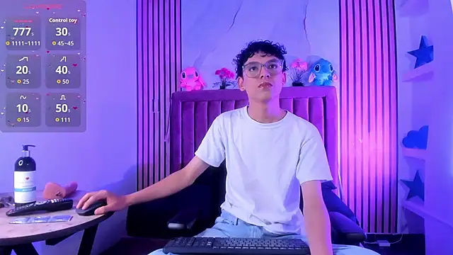 SthepanodiMonaco online show from 12-04-25, 07:22