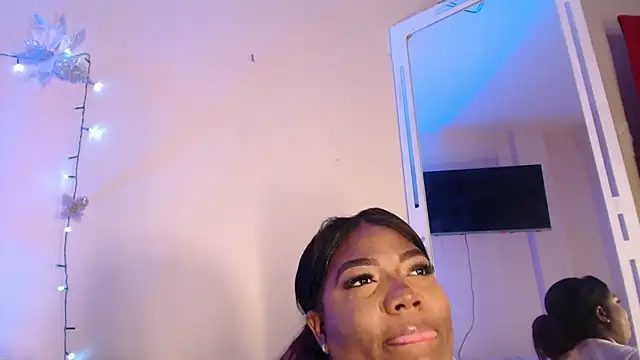 GraceMaaceey online show from 05-05-26, 03:58
