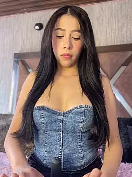 MiaScott Pink online show from 01-19-26, 04:22