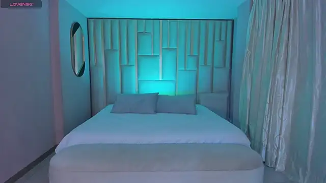 Snapshot of RossiRivers chatting on 03-21-26, 12:10 RossiRivers online show from 03-21-26, 12:10