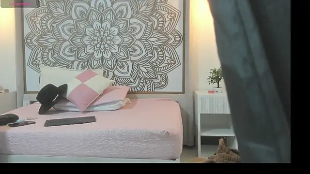 Lilith Zamara  online show from 02-06-26, 02:53