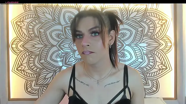 Lilith Zamara  online show from 02-07-26, 04:11