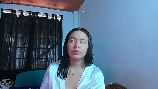 Honey sexy30 online show from 05-07-26, 02:22