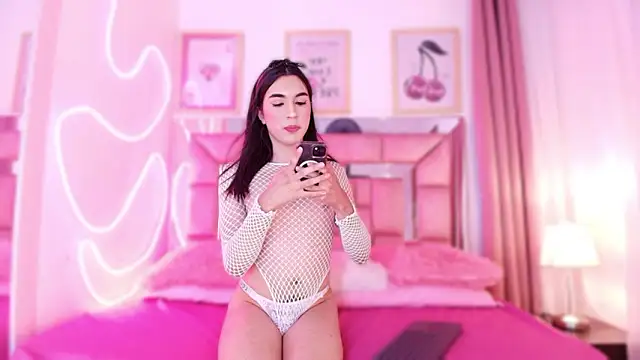 Snapshot of Isa_Villaa chatting on 02-18-26, 04:19 Isa Villaa online show from 02-18-26, 04:19