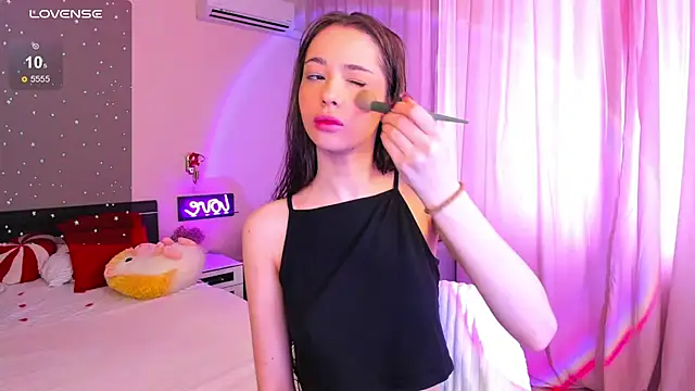 Snapshot of Viola_Rivera chatting on 03-18-26, 08:06 Viola Rivera online show from 03-18-26, 08:06