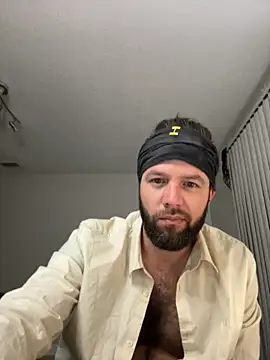 Wesleypiper online show from 02-05-26, 05:45