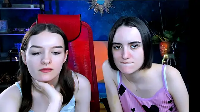 KateWillows online show from 05-04-26, 08:54
