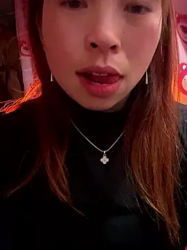 Snapshot of alissa-ww chatting on 01-07-26, 02:19 alissa-ww online show from 01-07-26, 02:19