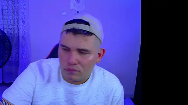 ian david Xxx online show from 12-13-25, 10:48