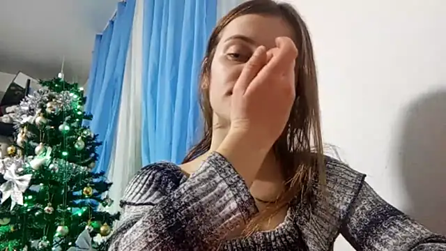 MildredVillareal online show from 12-19-25, 04:14