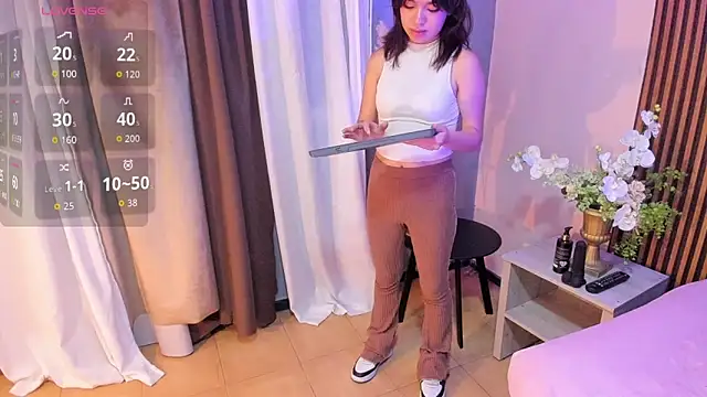 Snapshot of laurent_scott chatting on 03-10-26, 11:37 laurent scott online show from 03-10-26, 11:37