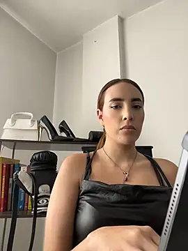 Snapshot of karla_Goddess chatting on 06-23-26, 02:59 karla Goddess online show from 06-23-26, 02:59