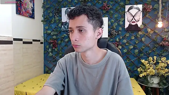 LucassSmith11 online show from 06-18-26, 08:46
