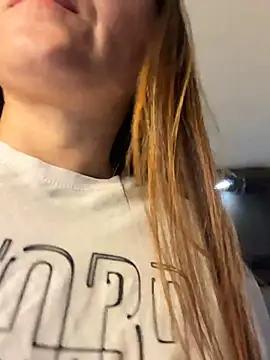 RosaliaVicky online show from 12-14-25, 06:08