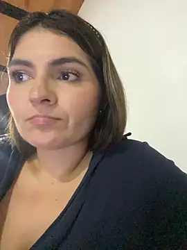 RosaliaVicky online show from 01-08-26, 02:25