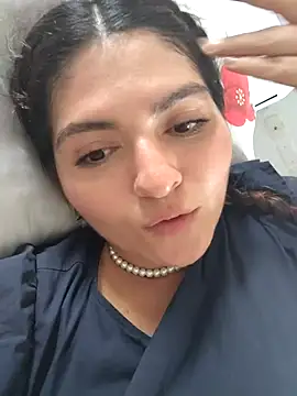 RosaliaVicky online show from 02-06-26, 07:50