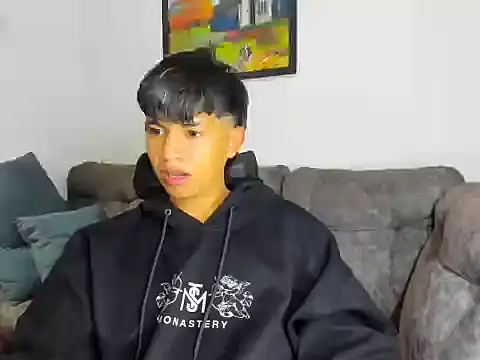 Mikke18 online show from 12-17-25, 10:05