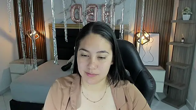 VIOLETTA ROSS1 online show from 01-10-26, 12:29