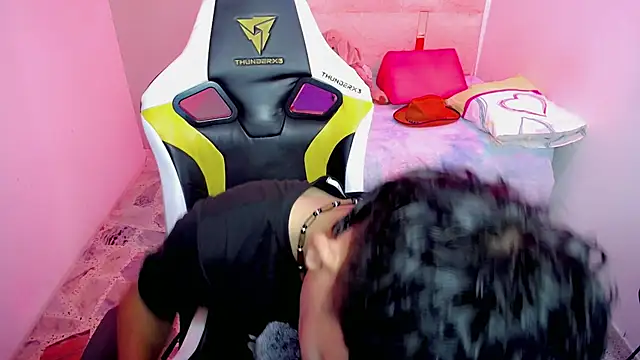 Green XoX online show from 02-02-26, 02:16