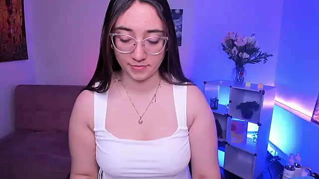 SwettieSammy online show from 06-24-26, 12:04