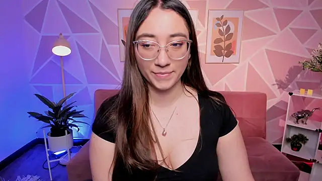Snapshot of SwettieSammy chatting on 07-18-26, 02:43 SwettieSammy online show from 07-18-26, 02:43