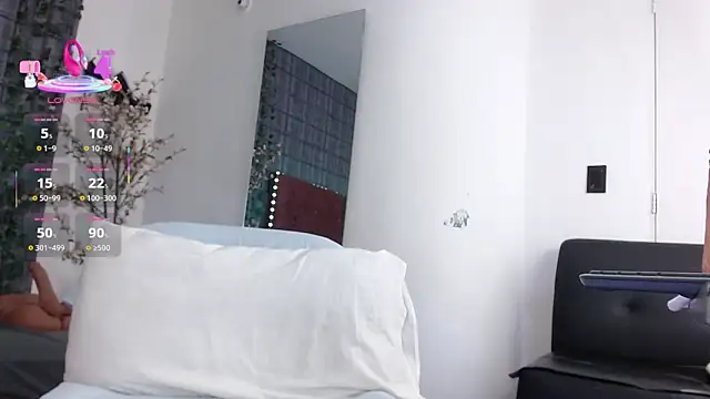 Snapshot of rebeca-flame chatting on 02-14-26, 10:34 rebeca-flame online show from 02-14-26, 10:34